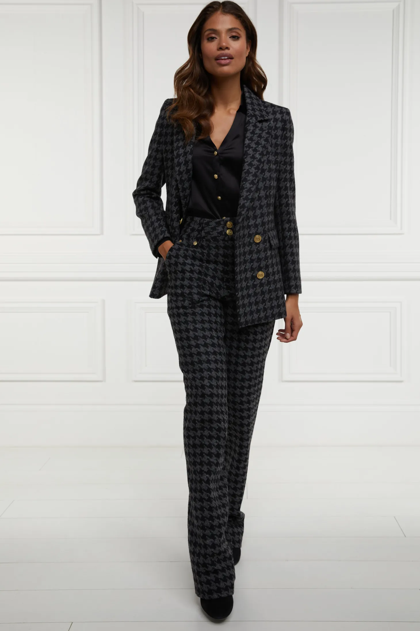 Women Holland Cooper Trousers | Tailoring | High Waisted Straight Trouser (Large Scale Charcoal Houndstooth)